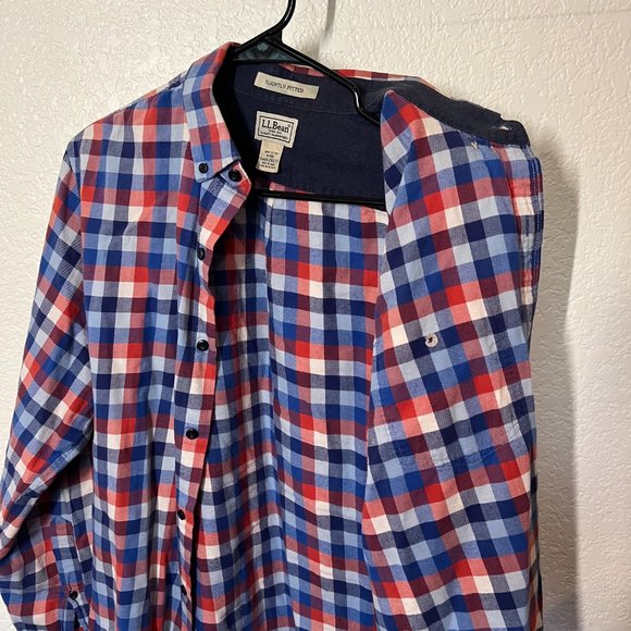 Men's Plaid Flannel Shirt, Slightly Fitted - Size M - Picture 4 of 6